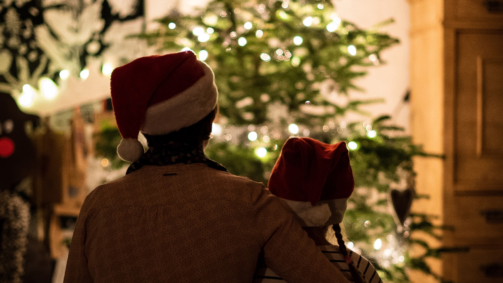 Wish Your Close Ones a Happy Holiday Season via UNITED24